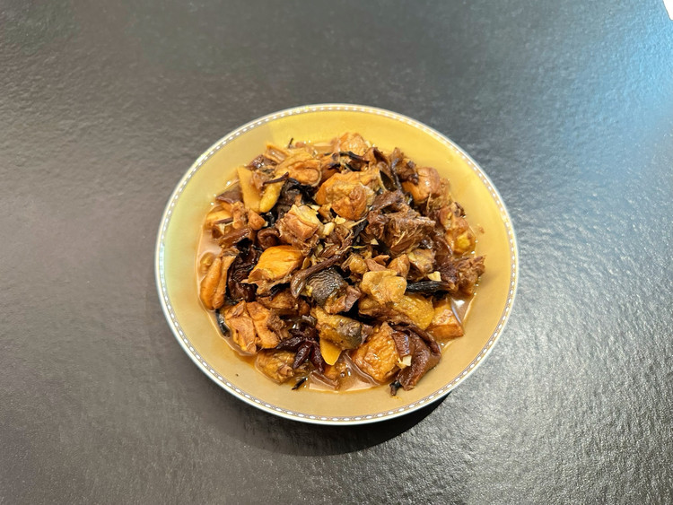 小鸡炖蘑菇的做法