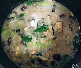 香菇瘦肉海蛎粥的做法