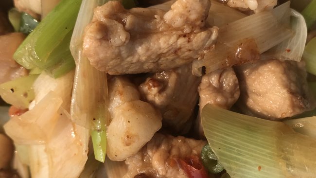 大葱焖肉——生酮饮食的做法