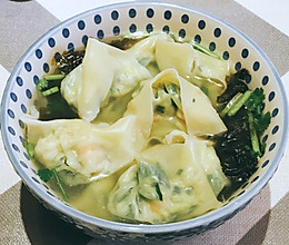 虾三鲜馄炖的做法
