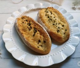 蒜香黄油面包的做法