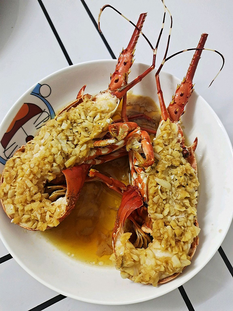 蒜蓉清蒸小青龙的做法