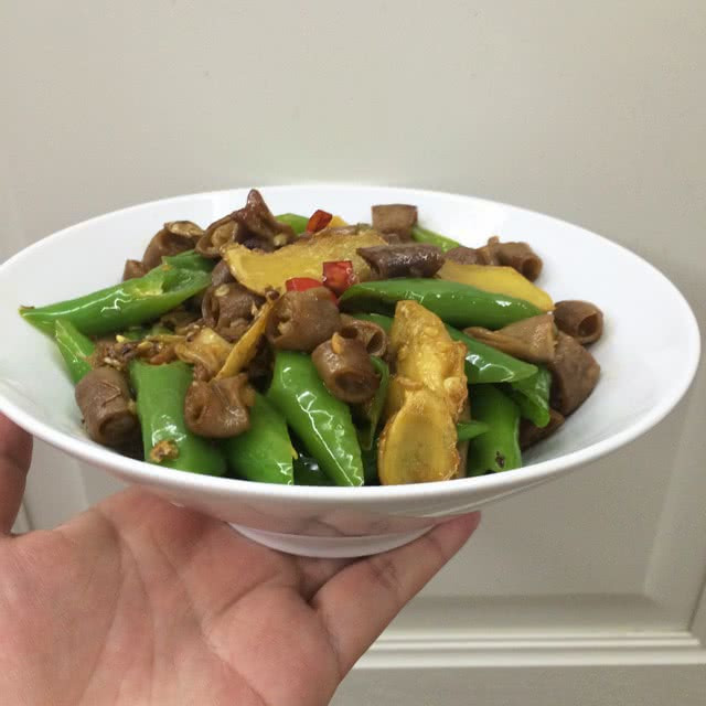 干煸猪小肠（香辣）的做法