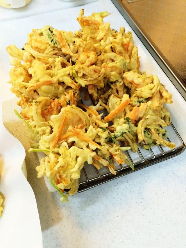 虾仁杂蔬天妇罗（かき揚げ）的做法