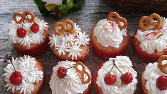 #太古烘焙糖 甜蜜轻生活#甜甜蜜蜜的低卡杯子蛋糕的做法