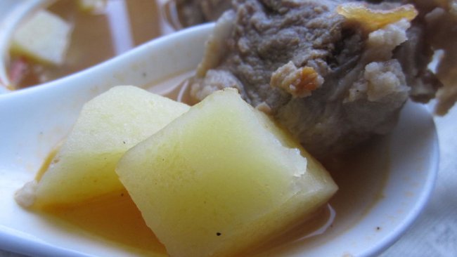 番茄土豆炖排骨（电炖锅版）的做法
