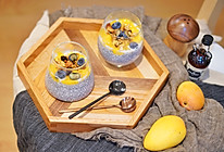 健康早餐｜养眼好吃的芒果奇亚籽牛奶布丁#硬核菜谱制作人#的做法