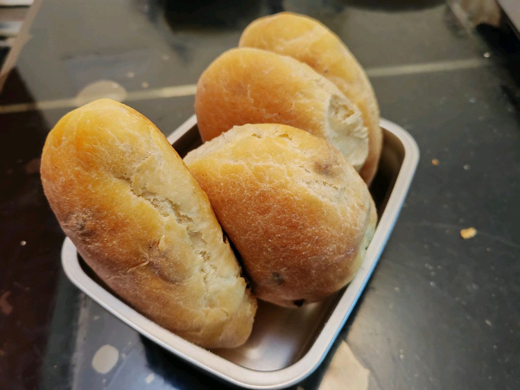 葡萄干烤馍的做法