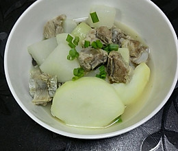 排骨萝卜汤的做法