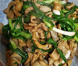 青蒜炒鸡肠的做法