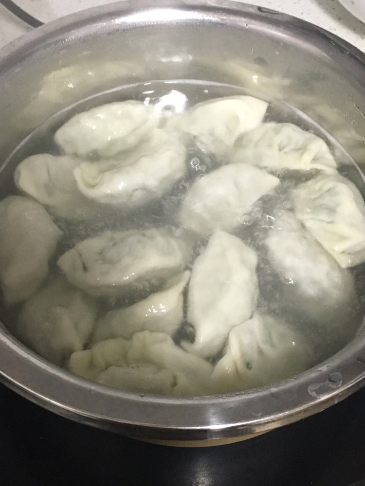韭菜饺子的做法