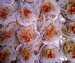 烤蒜蓉粉丝扇贝的做法