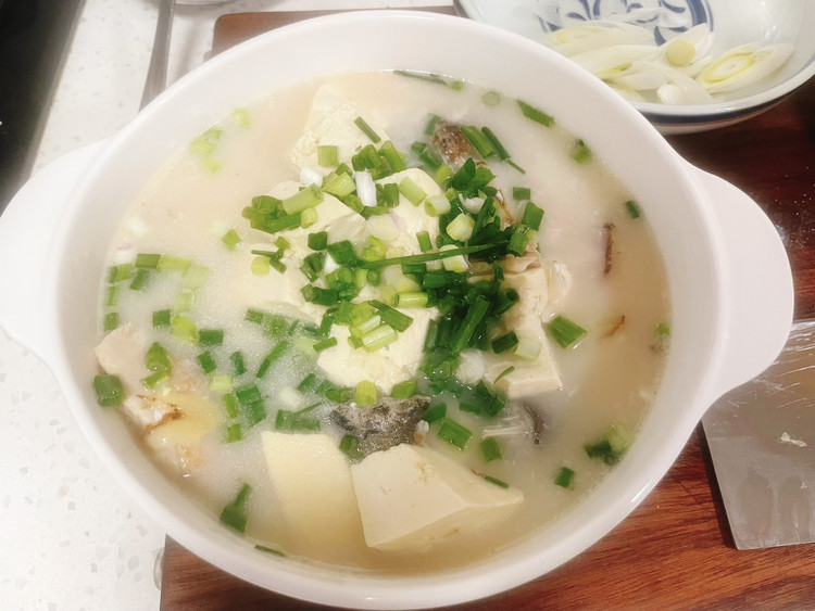 鲫鱼豆腐汤的做法