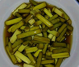 腌蒜薹的做法