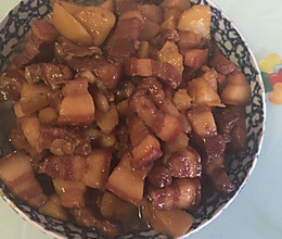 红烧肉土豆的做法