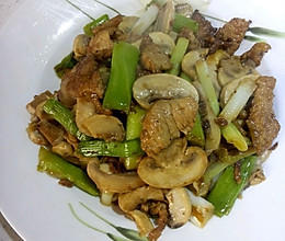 口蘑炒肉片的做法