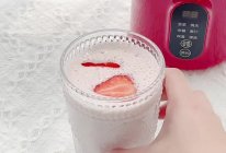 草莓奶昔➕香蕉自制无糖饮料的做法