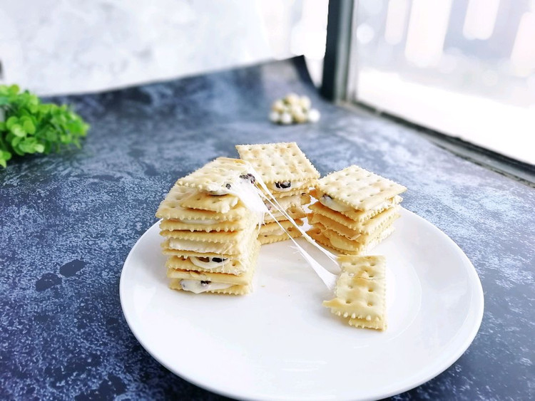 蔓越莓牛扎饼干的做法
