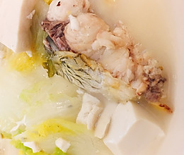 豆腐鱼尾汤的做法