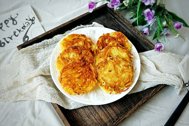 家常土豆丝饼的做法