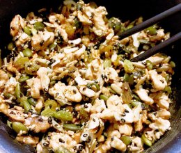 琥珀核桃酥的做法