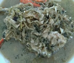 黄花鱼炖咸菜的做法