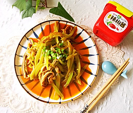 #一勺葱伴侣，成就招牌美味#香辣莴笋肚丝的做法