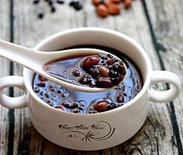 黑豆黑米花生粥的做法