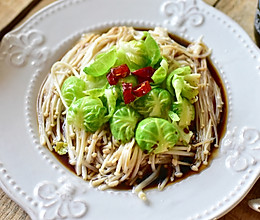 白灼孢子甘蓝金针菇的做法