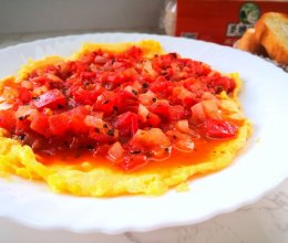 #2021创意料理组——创意“食”光#红酱番茄烩蛋的做法