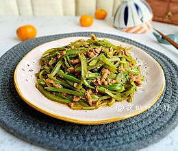 #今天吃什么#爆炒豆豉芸豆肉丝的做法