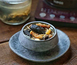 药膳乌鸡的做法