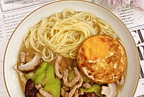 丝瓜肉丝面的做法