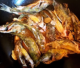 烧黄刺鱼的做法