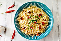 #吃货恒行 开挂双11#酸辣绿豆芽的做法