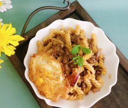 #福临门 福禄双全#洋葱牛肉炒意面