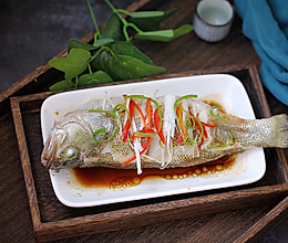 清蒸鲈鱼#肉食者联盟#的做法