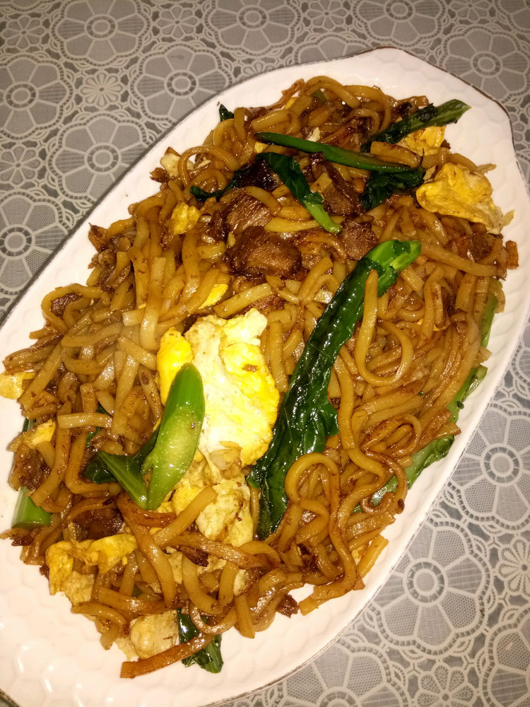 炒鲜牛河的做法