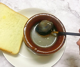 #麦子厨房#美食锅出品：民间瓦罐皮蛋肉饼煨汤的做法