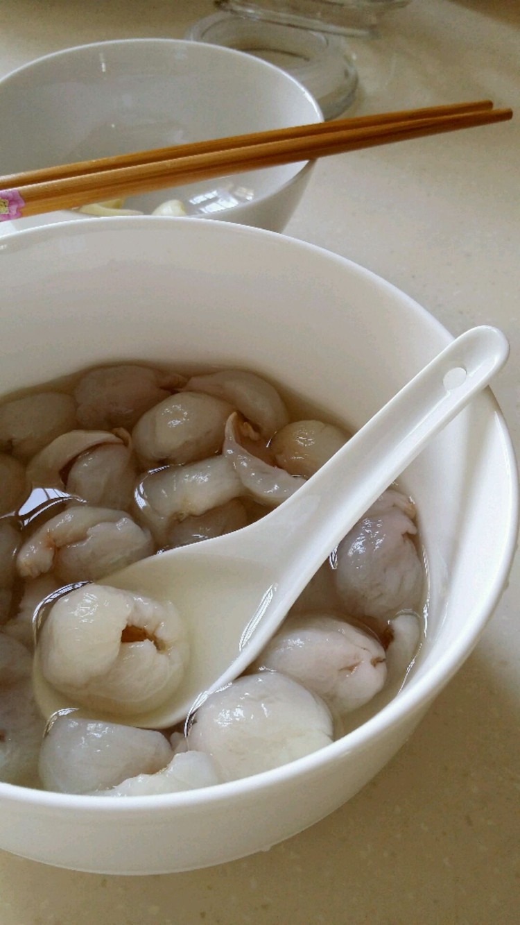 冰爽荔枝罐头的做法