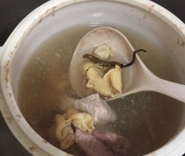 虫草花胶炖瘦肉的做法