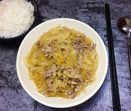 超下饭的猪肉炖酸菜的做法