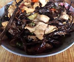茶树菇炒肉#宴客拿手菜#的做法
