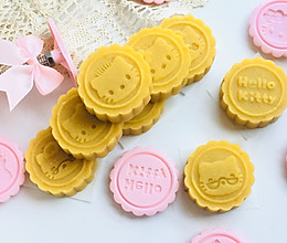 蛋黄肉松绿豆糕