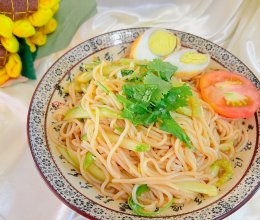 #解腻开胃就吃它#夏日解暑开胃凉拌东北大冷面的做法