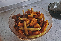 一锅鲜——排骨土豆玉米炖豆角的做法