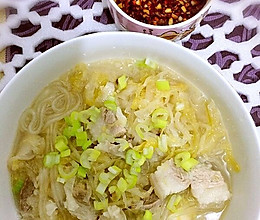 酸菜猪肉炖粉条#花家味道#的做法