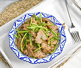 香菜嫩牛肉的做法