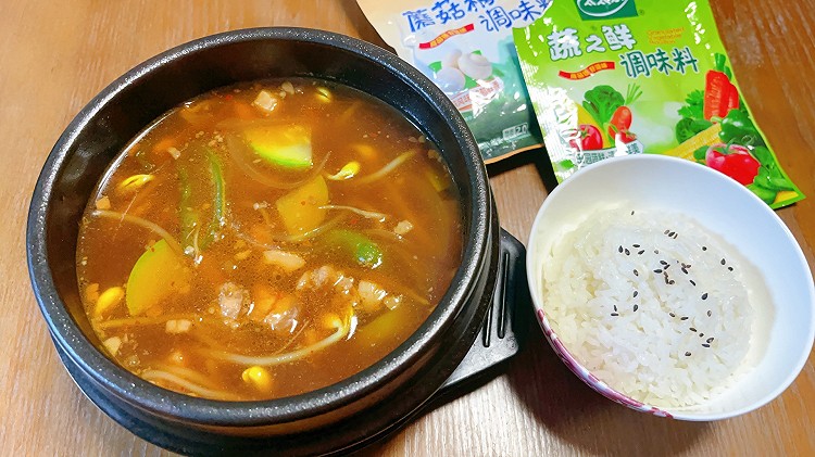 热腾腾大酱汤的做法