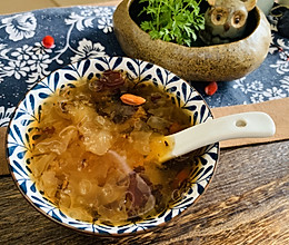 平民燕窝：银耳桃胶红枣羹#换着花样吃早餐#的做法